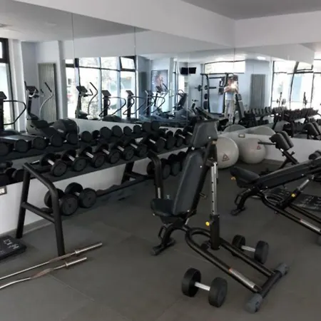 Bell Marina In Alezzi Beach & Spa Piscina Interioara Incalzita Sauna Jacuzzi Daire