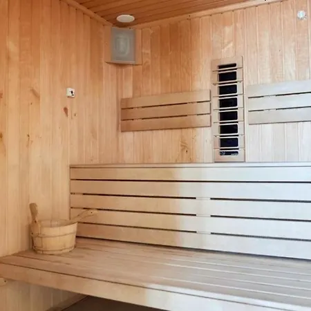 Bell Marina In Alezzi Beach & Spa Piscina Interioara Incalzita Sauna Jacuzzi Apartment *