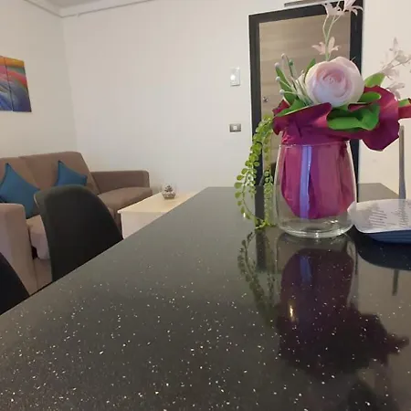 Apartment Bell Marina In Alezzi Beach & Spa Piscina Interioara Incalzita Sauna Jacuzzi Navodari